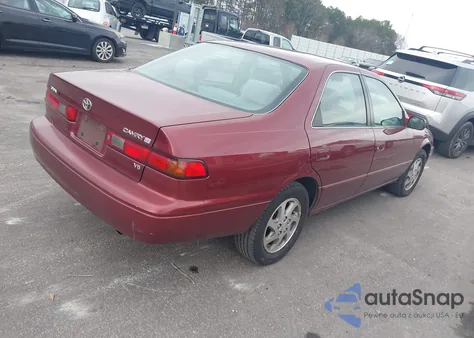 1999 Toyota Camry Le V6 из США, поврежденный, VIN 4T1BF28K7XU090013